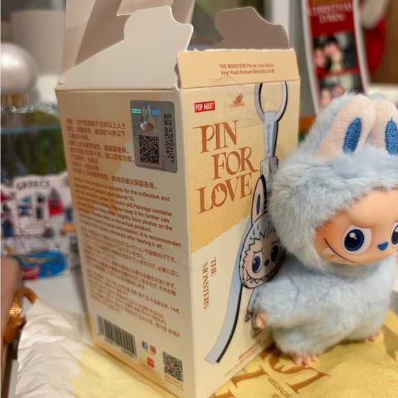 Labubu - Picture 2 of 3